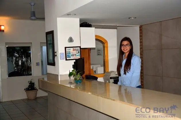 Eco Bay Hotel y Restaurant - Lobi