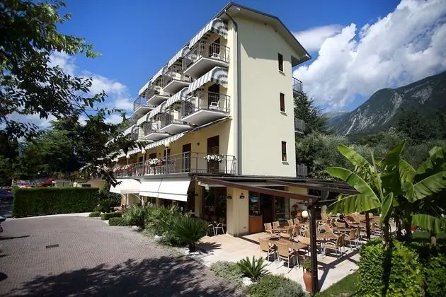 Eco Hotel Benacus - Dış Mekan