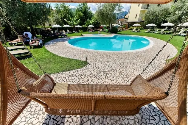 Eco Hotel Benacus - Havuz