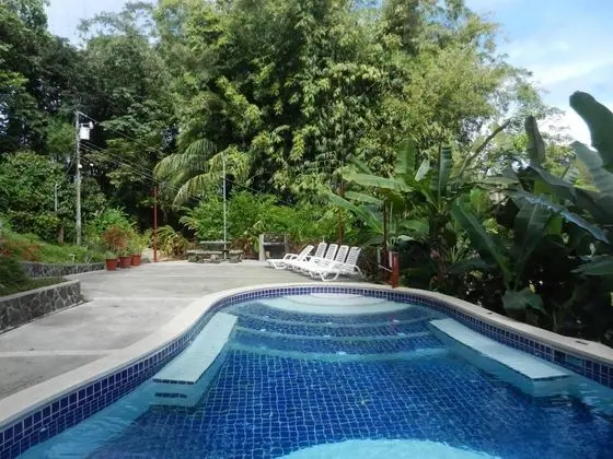 Eco-condo Serviced Apartments in Quepos w Pool Wildlife Visits - Oda