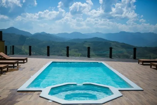 ECO MIRANTE HOTEL - 1
