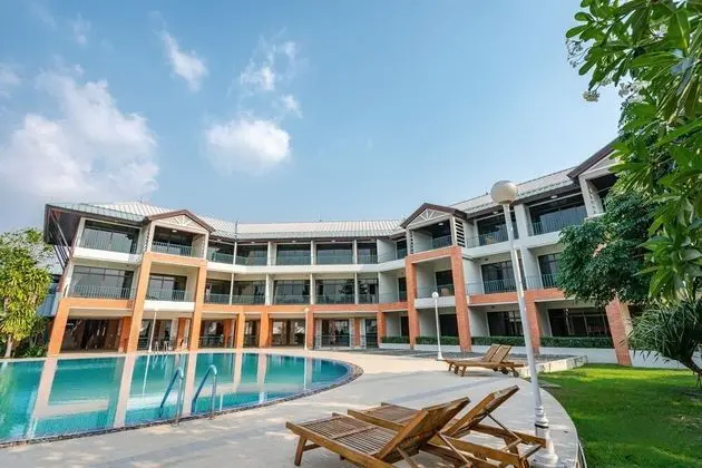 Eco Hotel by Thammasat