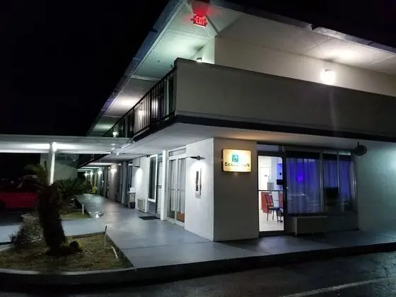 Econo Inn - Dış Mekan