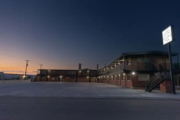 Econo Inn