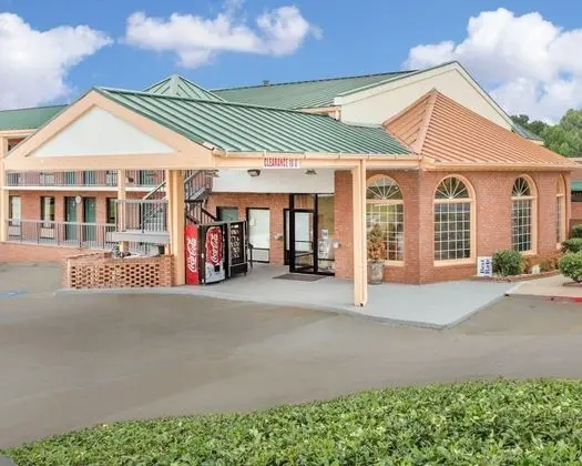 Econo Lodge Acworth - Dış Mekan
