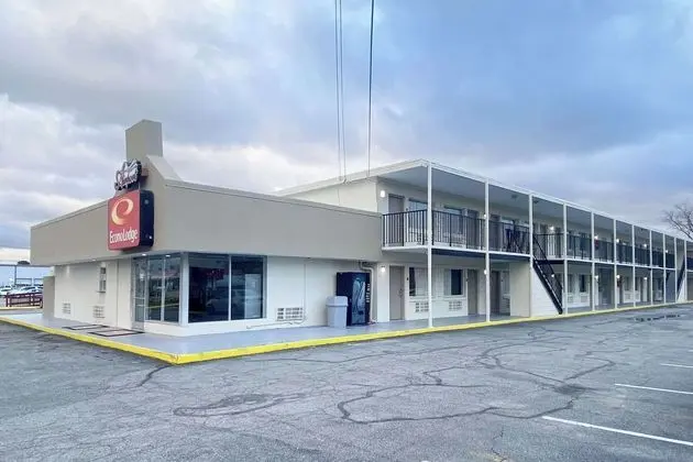 Econo Lodge Airport Norfolk - Dış Mekan