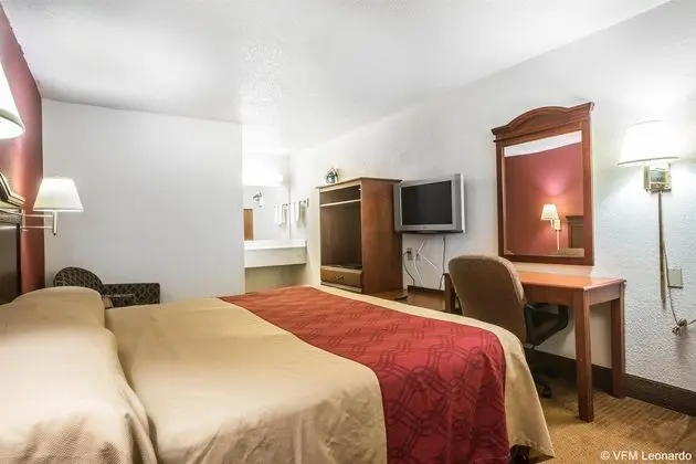 Econo Lodge Atlanta Airport East