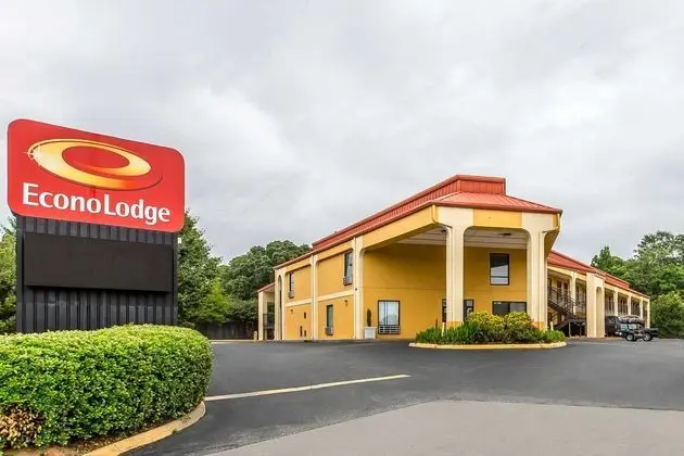 Econo Lodge Auburn near University