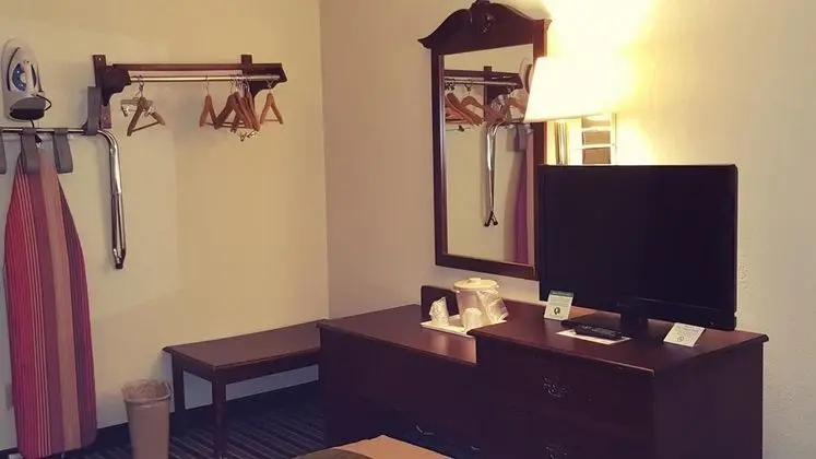 Econo Lodge Brattleboro Area