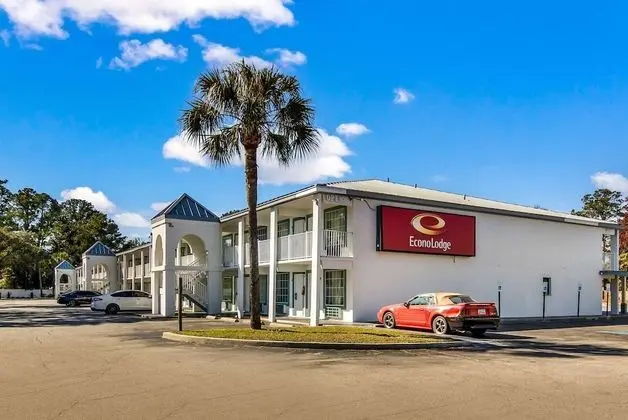 Econo Lodge Brunswick I-95
