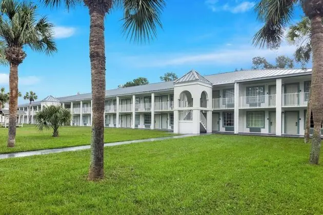 Econo Lodge Brunswick I-95 - Dış Mekan
