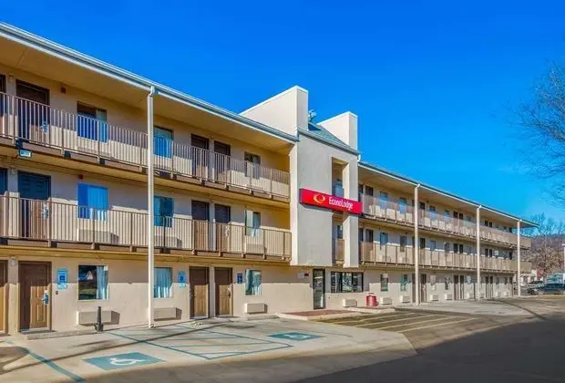 ECONO LODGE CHARLESTON EAST