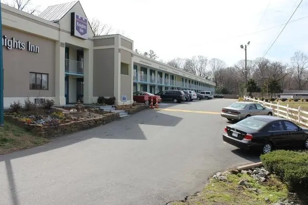 Econo Lodge Charlotte Airport Area