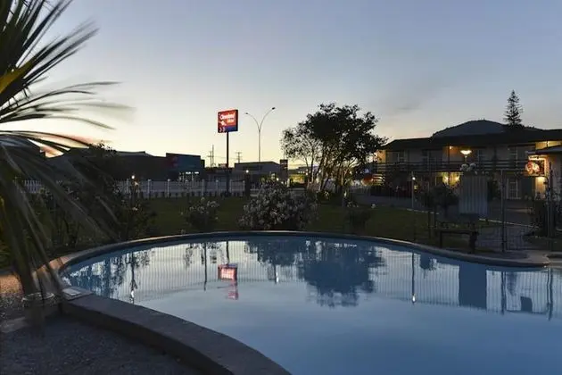 Econo Lodge Cleveland