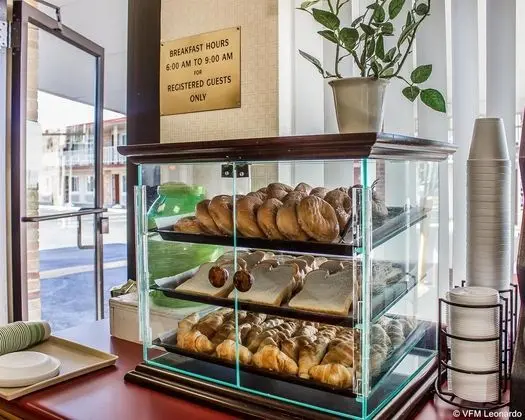 Econo Lodge (East Hartford)