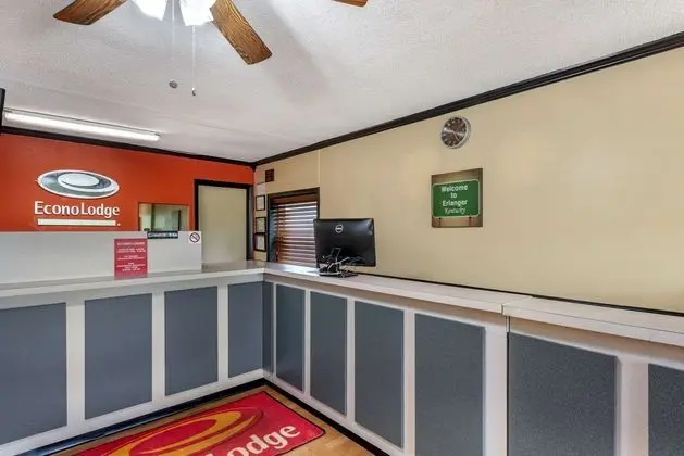 Econo Lodge Erlangler - Lobi