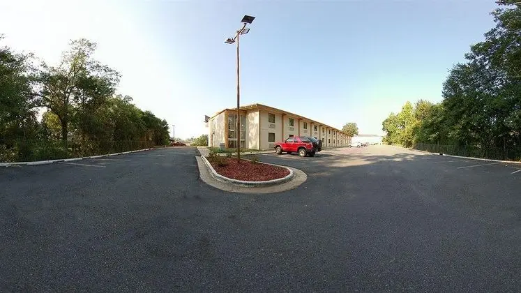 Econo Lodge (Forsyth)