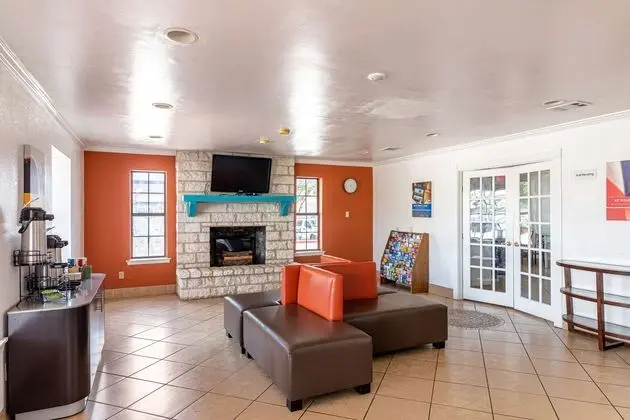 Econo Lodge - Lobi