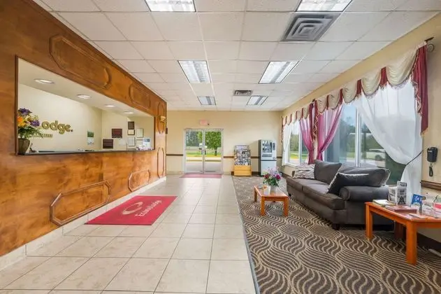 Econo Lodge - Lobi