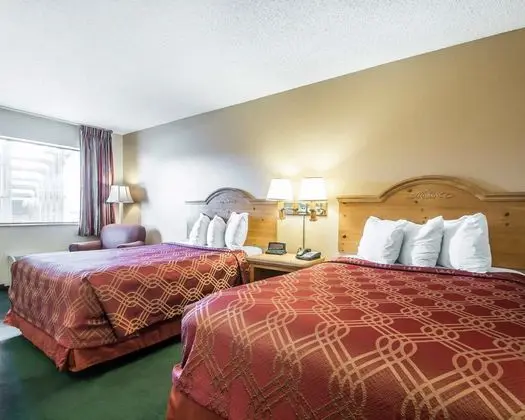 Econo Lodge I-44 - Exit 80 - Oda