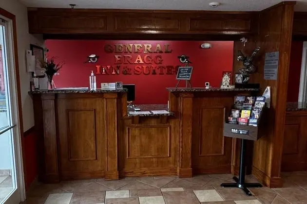Econo Lodge Inn & Suites - Lobi