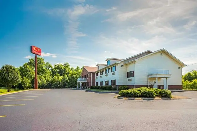 Econo Lodge Inn & Suites Covington