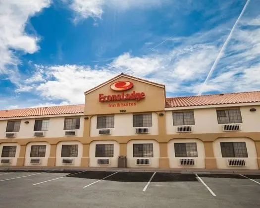 Econo Lodge Inn & Suites - Dış Mekan