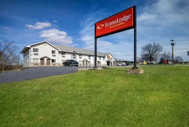 Econo Lodge Inn & Suites Farmington - Dış Mekan