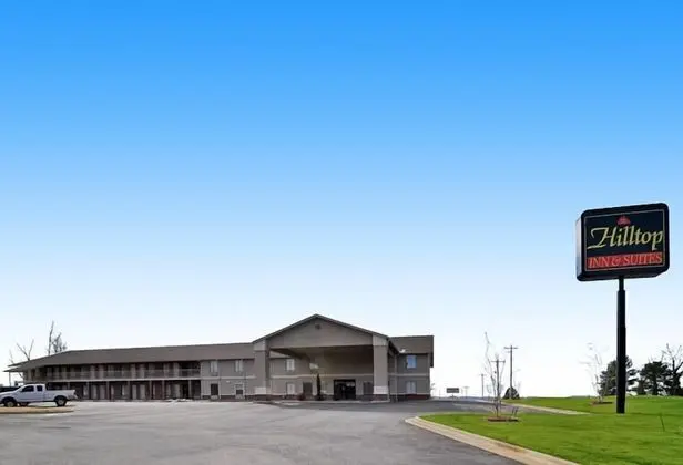 Econo Lodge Inn & Suites
