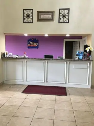 Econo Lodge Inn & Suites - Lobi