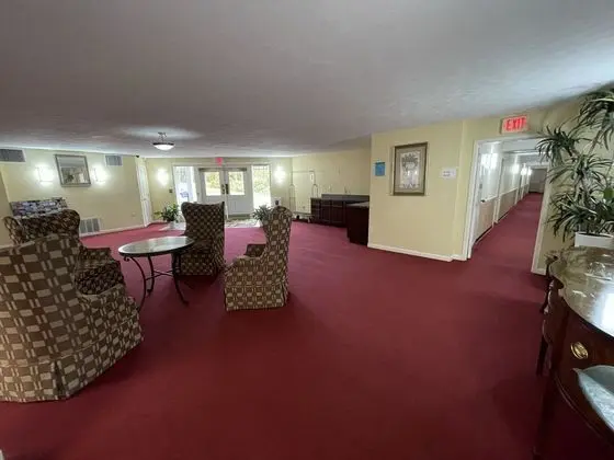 Econo Lodge Inn & Suites Groton - Lobi