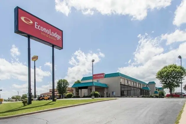 Econo Lodge Inn & Suites Joplin Area