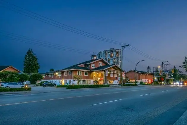 Econo Lodge Inn & Suites N. Vancouver - Öne Çıkan Resim