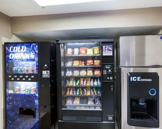 Econo Lodge Inn & Suites Richardson-Dallas