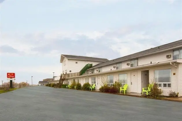 Econo Lodge Inn and Suites Saint John