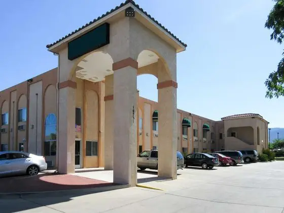 Econo Lodge Inn Suites Suburbs