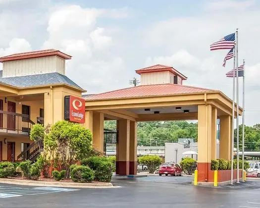 Econo Lodge Inn & Suites Tuscaloosa