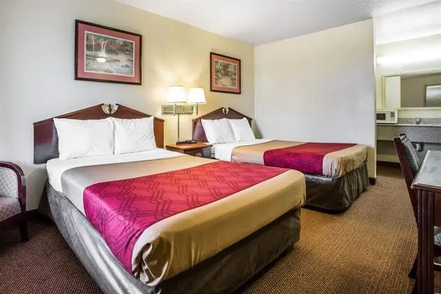 Econo Lodge Jeffersonville