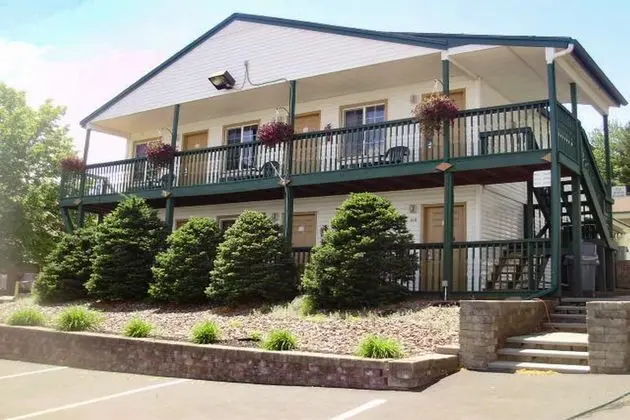 Econo Lodge Lake George Outlets