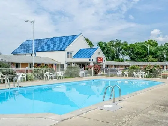 Econo Lodge (Mechanicsburg)