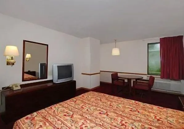 Econo Lodge - Oda