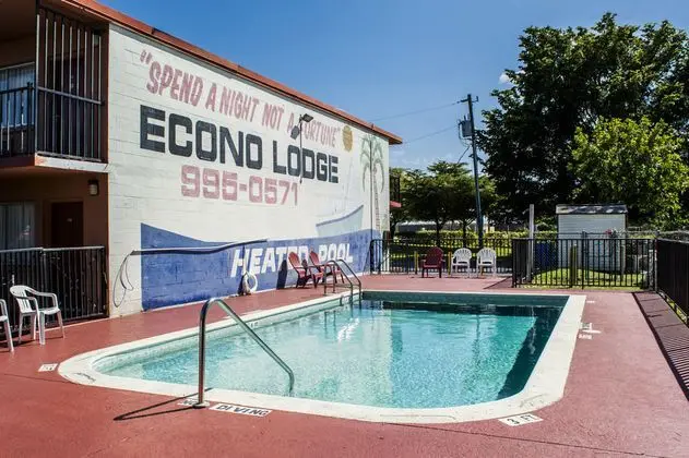 Econo Lodge North Fort Myers - Genel