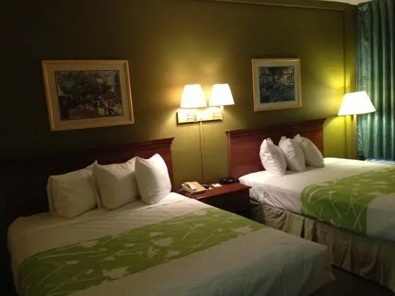 Econo Lodge North Lake City