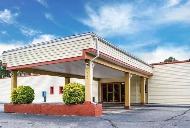 Econo Lodge Petersburg - Fort Lee