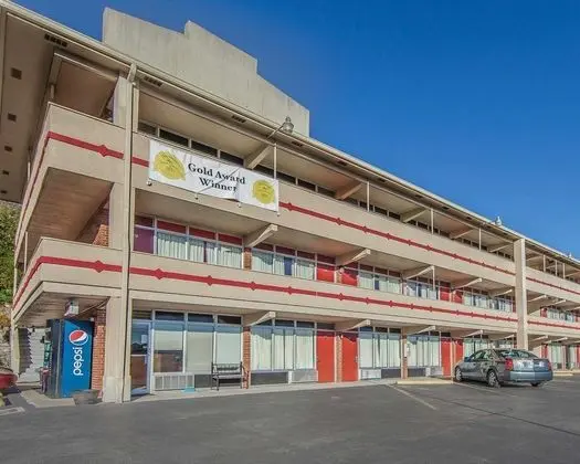 Econo Lodge Renfro Valley