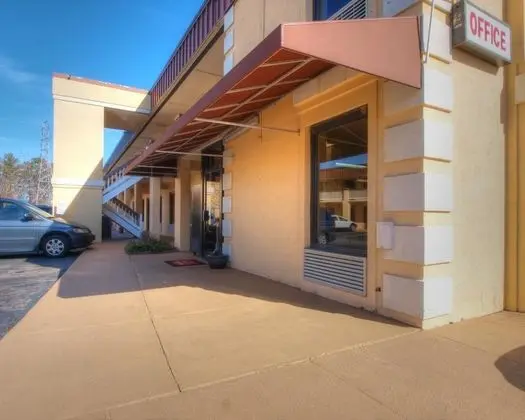 Econo Lodge Research Triangle Park