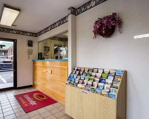 Econo Lodge Richmond, VA - Lobi