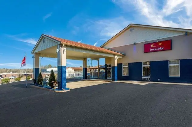 Econo Lodge - Dış Mekan