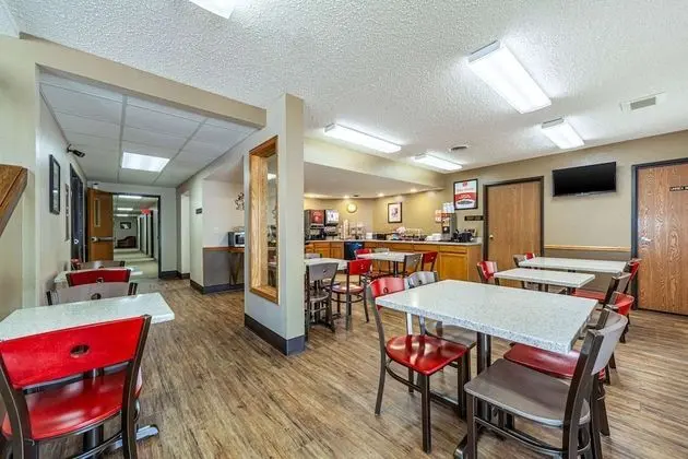 Econo Lodge - Kahvaltı