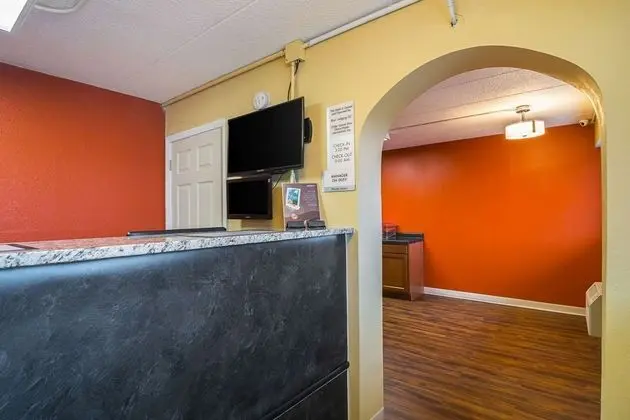 Econo Lodge South Holland - Lobi
